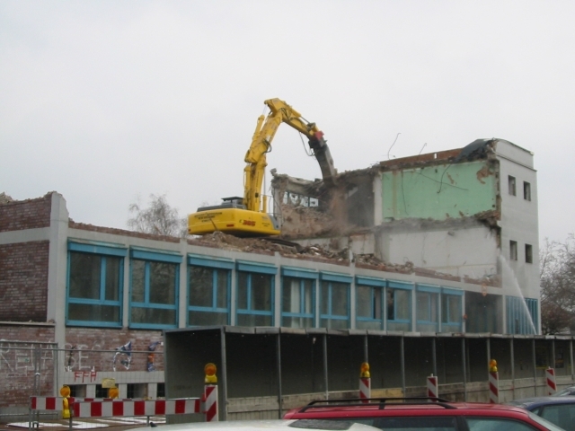 E385_1A.jpg