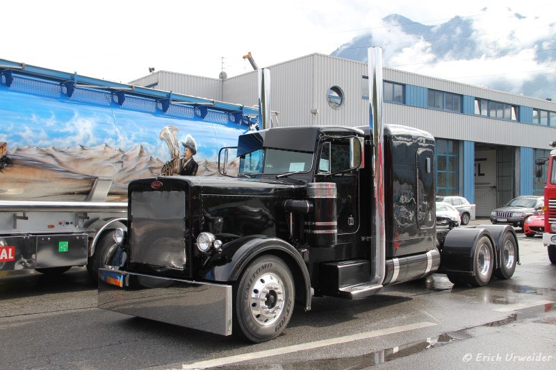 Peterbilt_black_Kran&Trans002.jpg