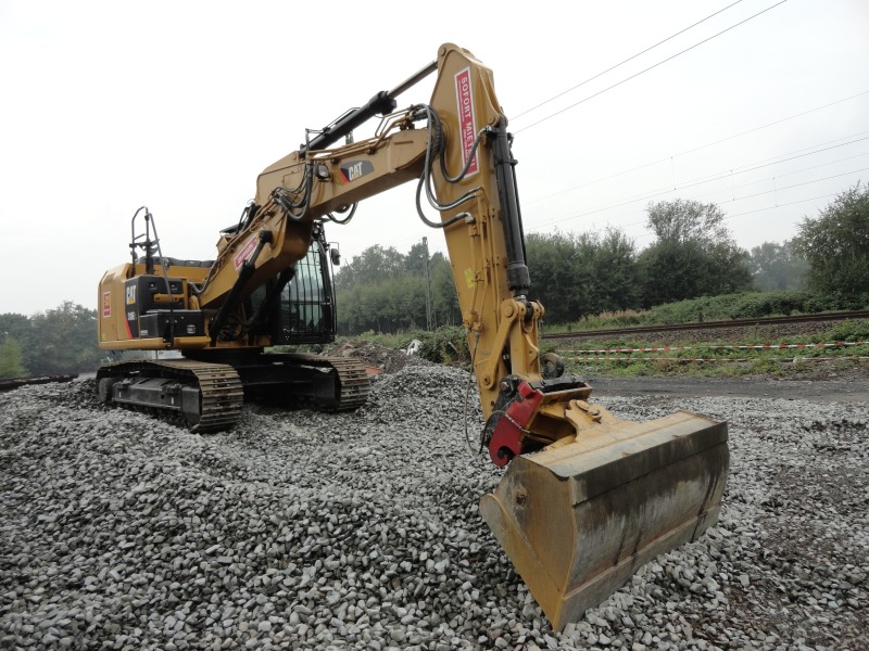 Cat 316 E (2).jpg