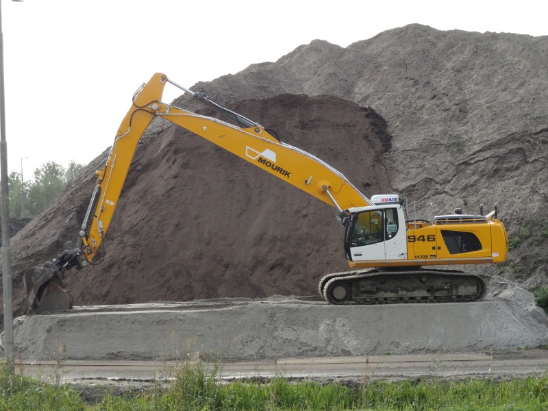 Mourik R 946 LR (2).jpg