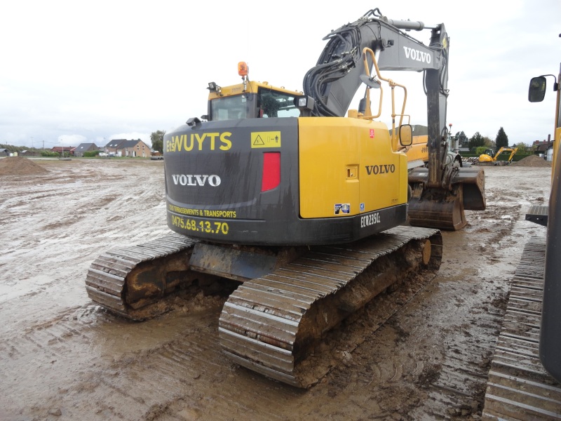 Wuyts ECR 235 C (3).jpg