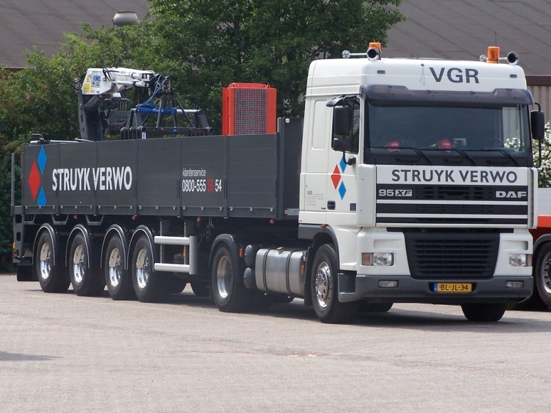 Daf FT 95 XF 380 Struyk.jpg