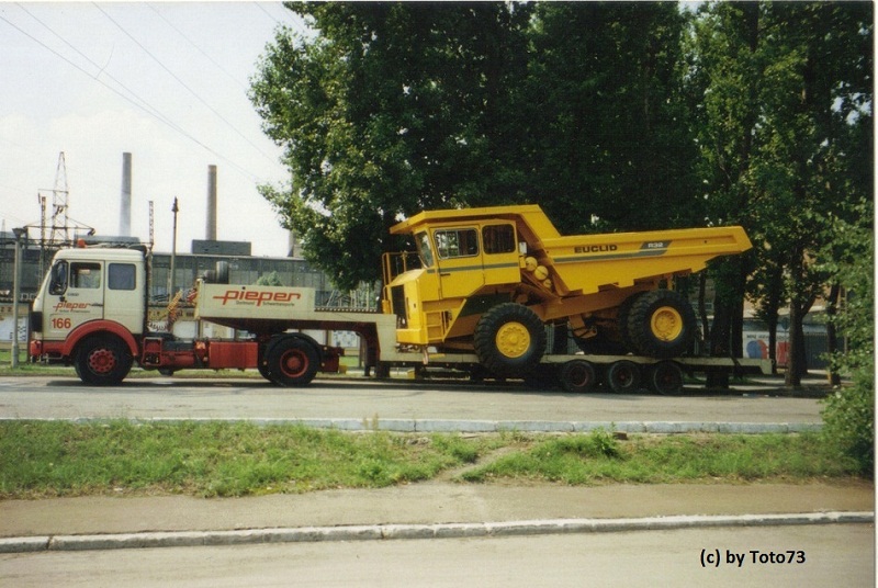 Fahrzeug 166-3-1993.jpg