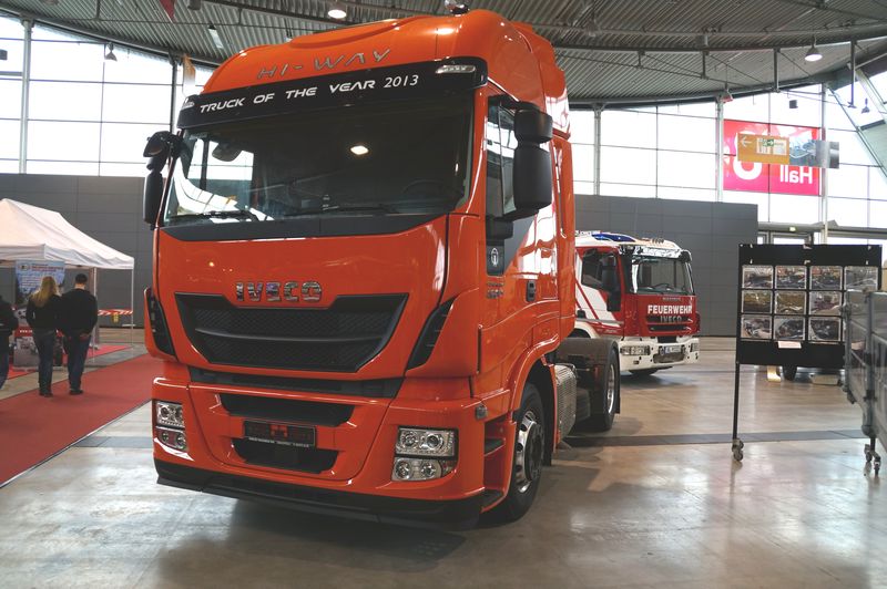  Iveco-HiWay-440S45-Szm-Vorf&uuml;hrer_2014031
5_001.jpg