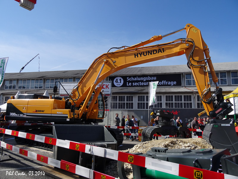 Hyundai_300-1.jpg