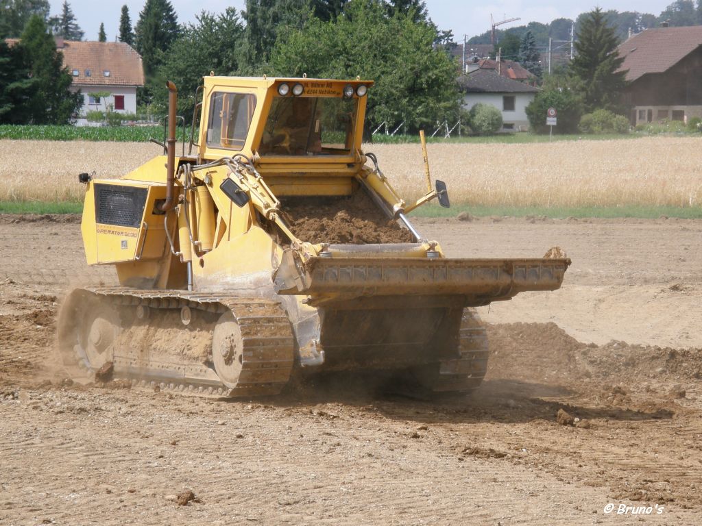 Bührer Operator 1030, Niederbipp -08-2013  10.jpg