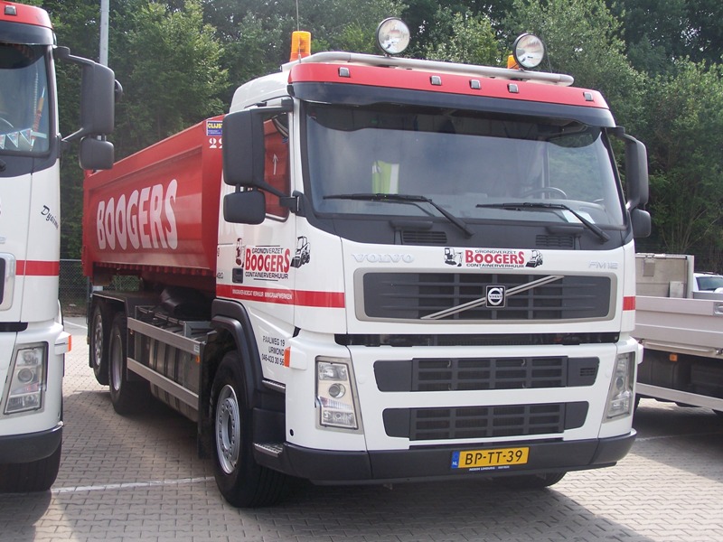 Volvo FM 12-420 6x2 Boogers Urmond.jpg